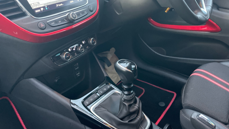 Vauxhall Crossland 1.2 Turbo [130] SRi Nav 5dr Petrol Hatchback